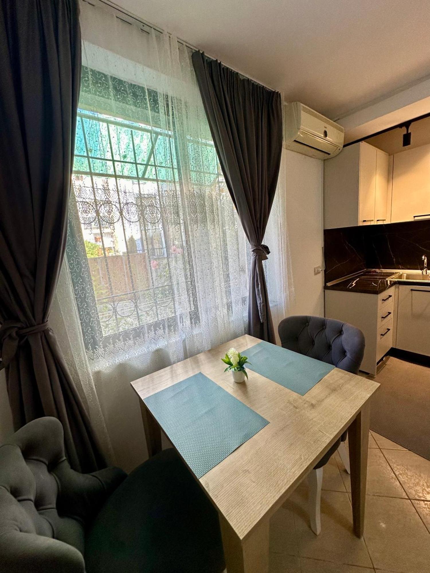 Krid Tirana Studio Flat Luaran gambar